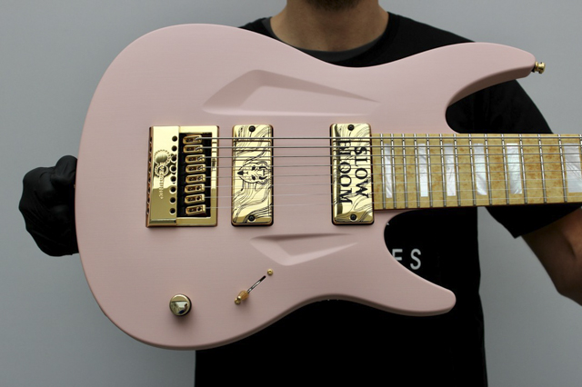 Aristides 080R Shell Pink with EverTune F8 model